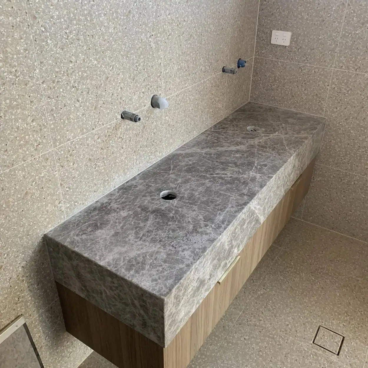 Image no. %!s(int=17) of a kitchen or bathroom with granite, marble or engineered stone. For demonstration purposes only.